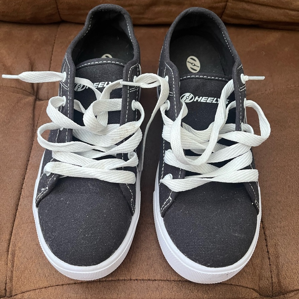 Heelys Black Sneakers with White Laces